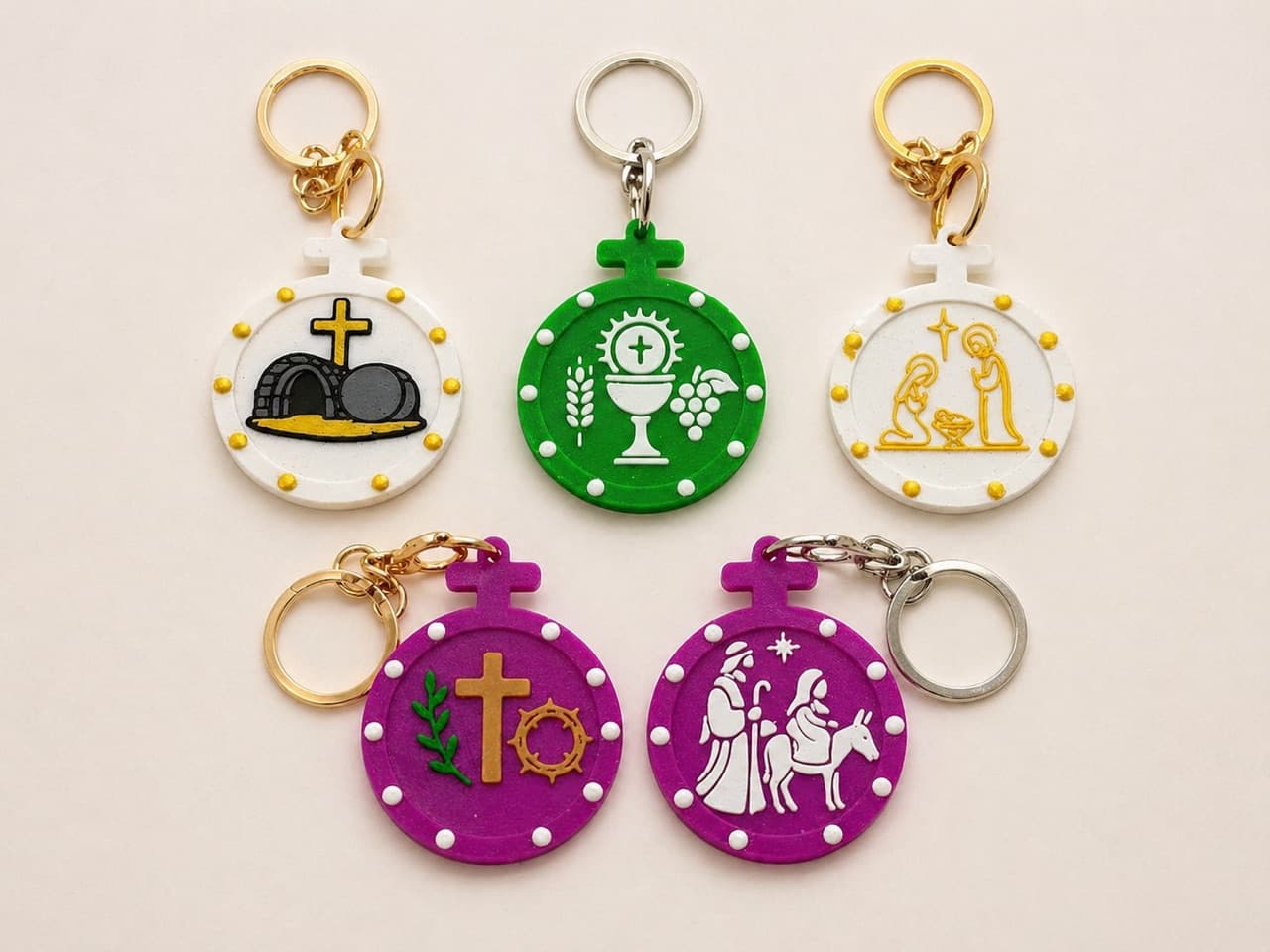 Kit Llaveros Litúrgicos — Set de 5 piezas, fabricada por Oso Mágico